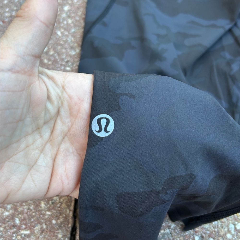 Worn once - LULULEMON Fast and Free Crop *Nulux in Incognito Camo Multi Grey - Picture 4 of 12